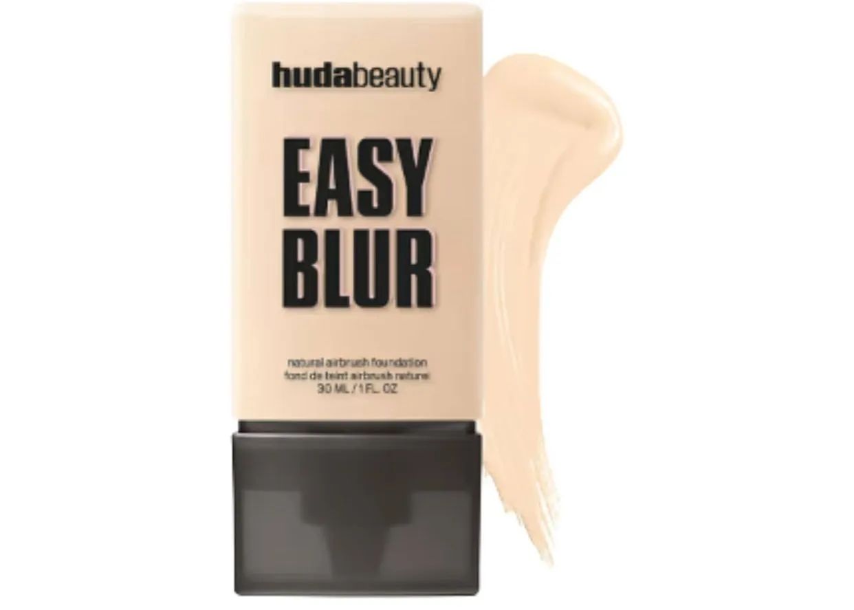 Huda Beauty Easy Blur Foundation Gift