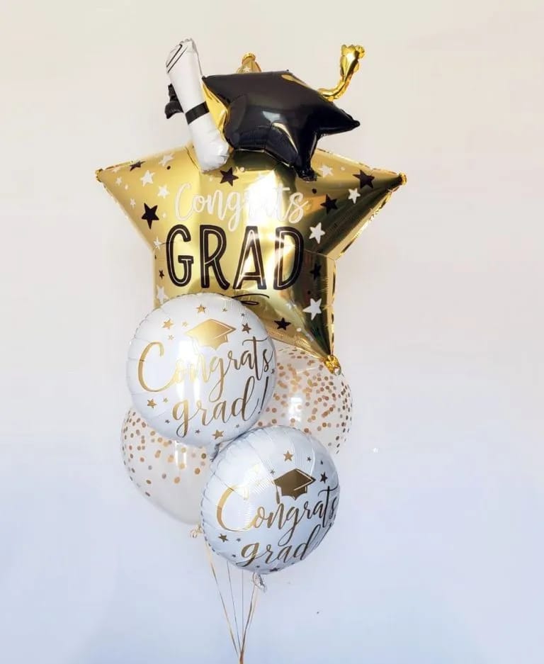The "Path to Stars" Graduation Bouquet