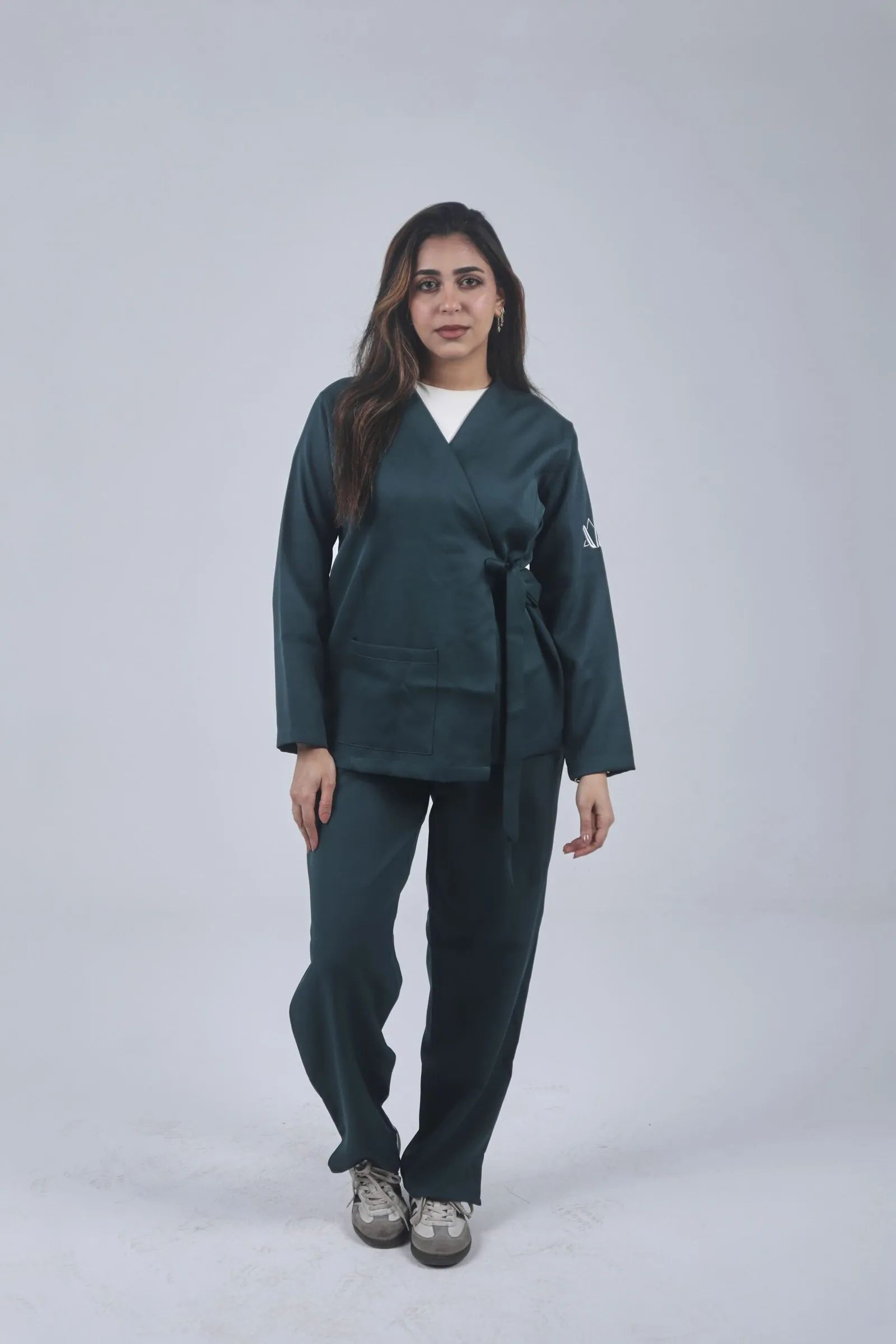 Darkgreen Ribbon Scrub