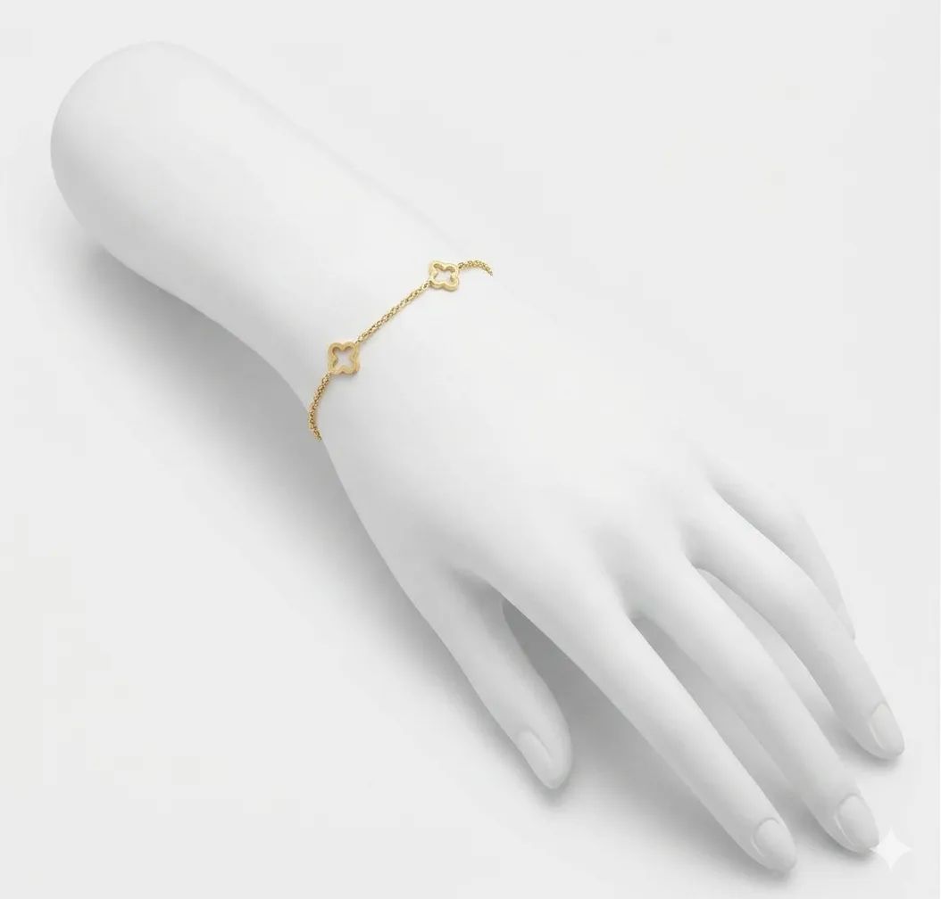 Gold Clover Charm Bracelet
