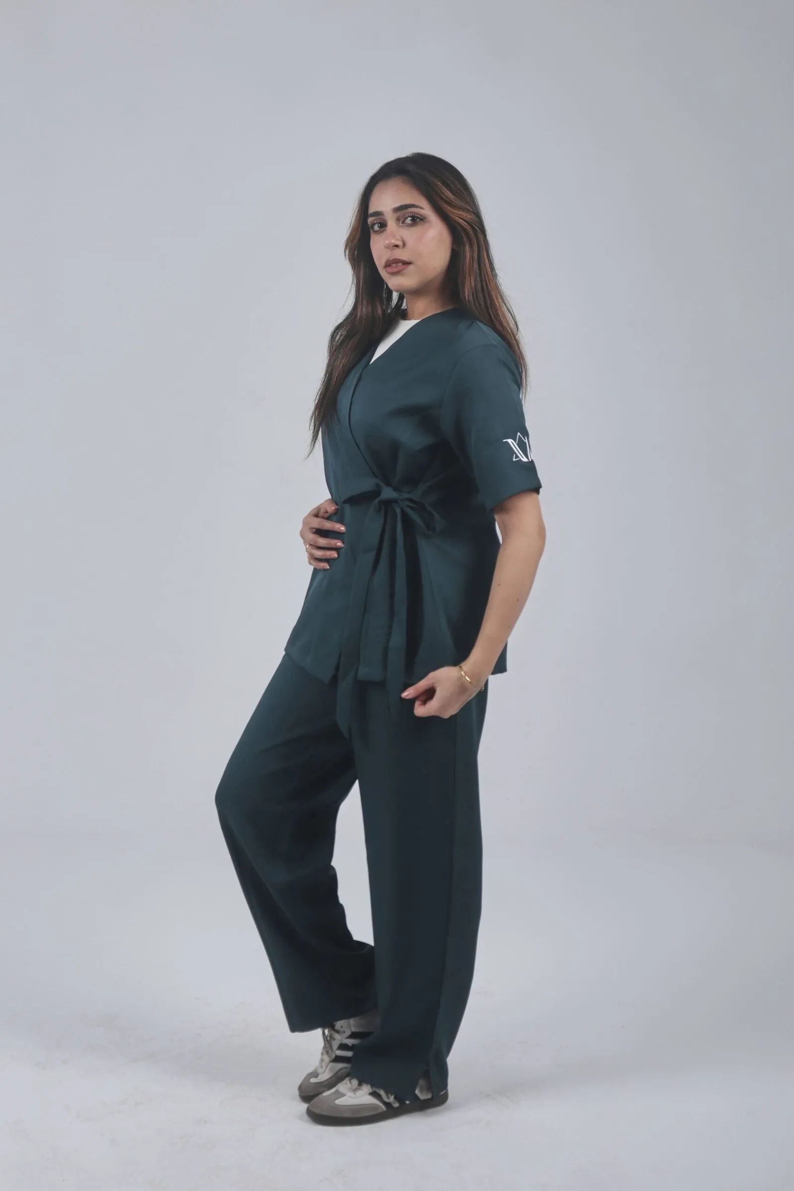 Darkgreen Ribbon Scrub