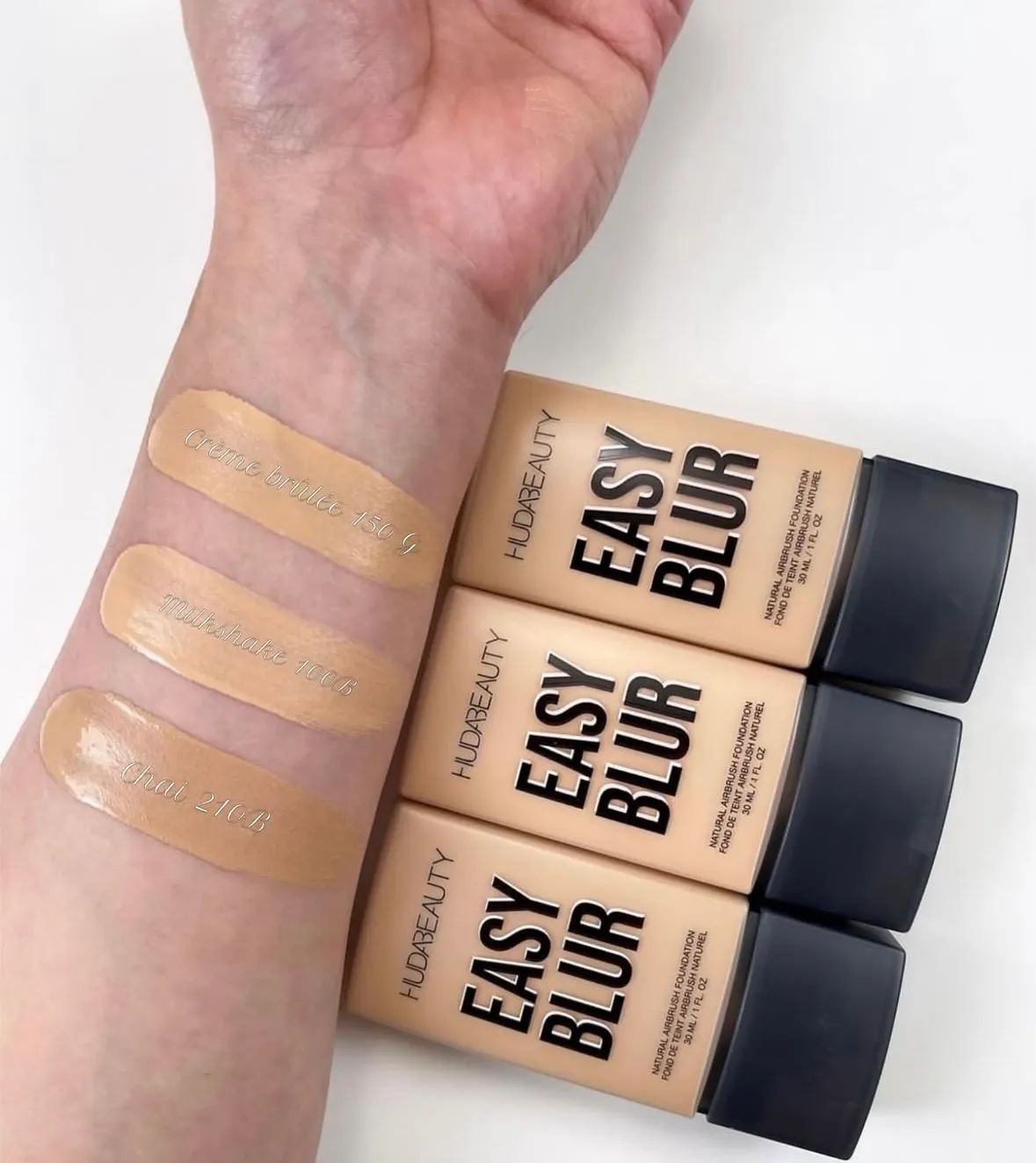 Huda beauty Easy Blur