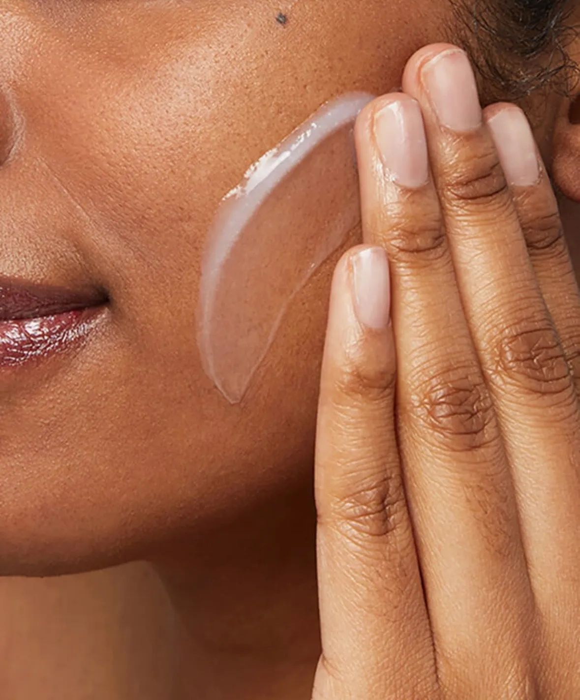 hydrating facial cleanser 