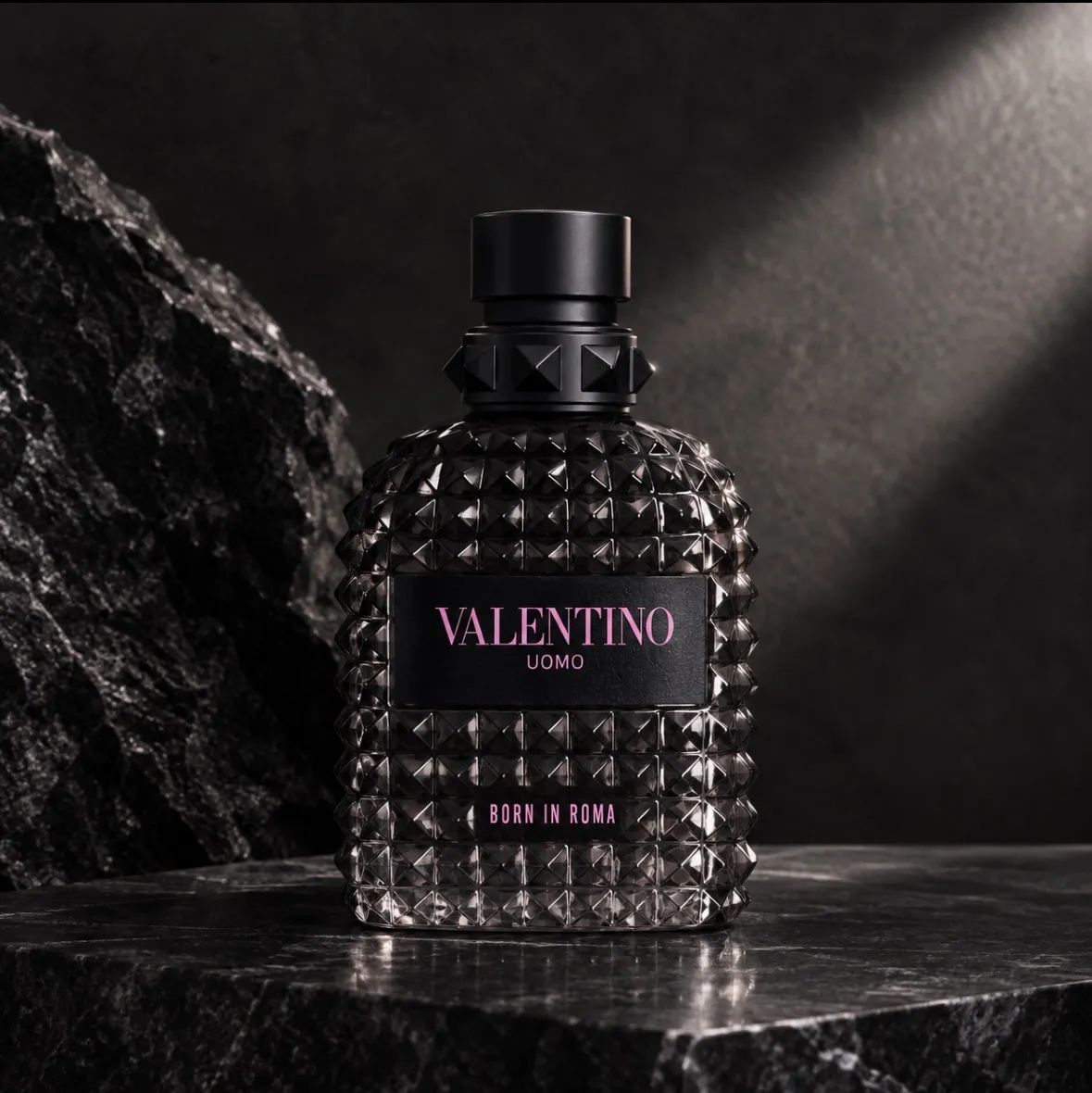 Valentino Uomo Born in Roma Eau de Toilette 