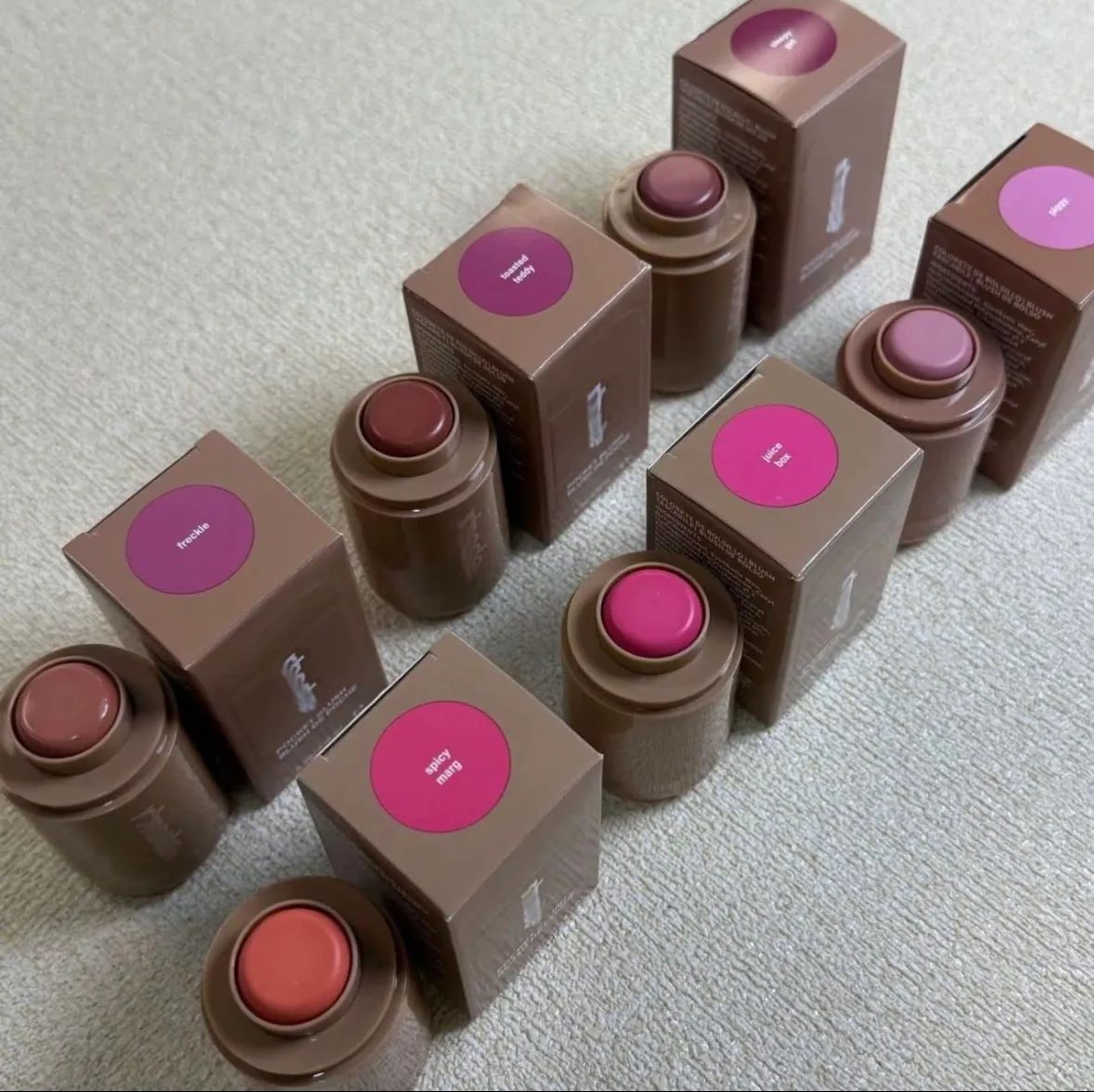 Rhode pocket blush