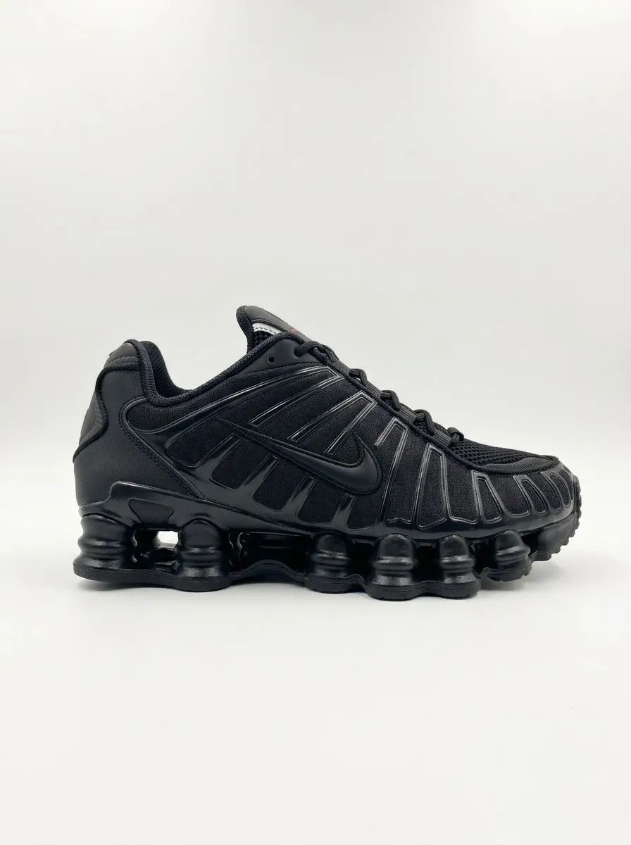 Nike shoks