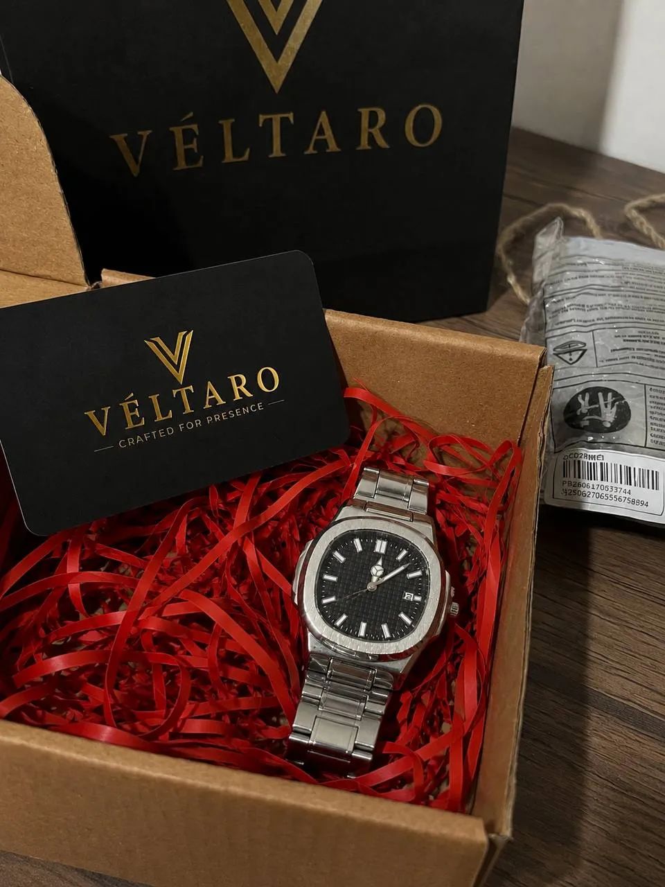 Black VÉLTARO Sovereign