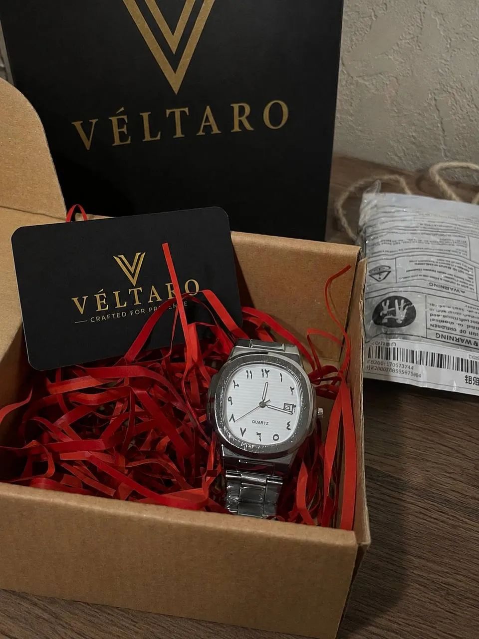 White VÉLTARO Sovereign